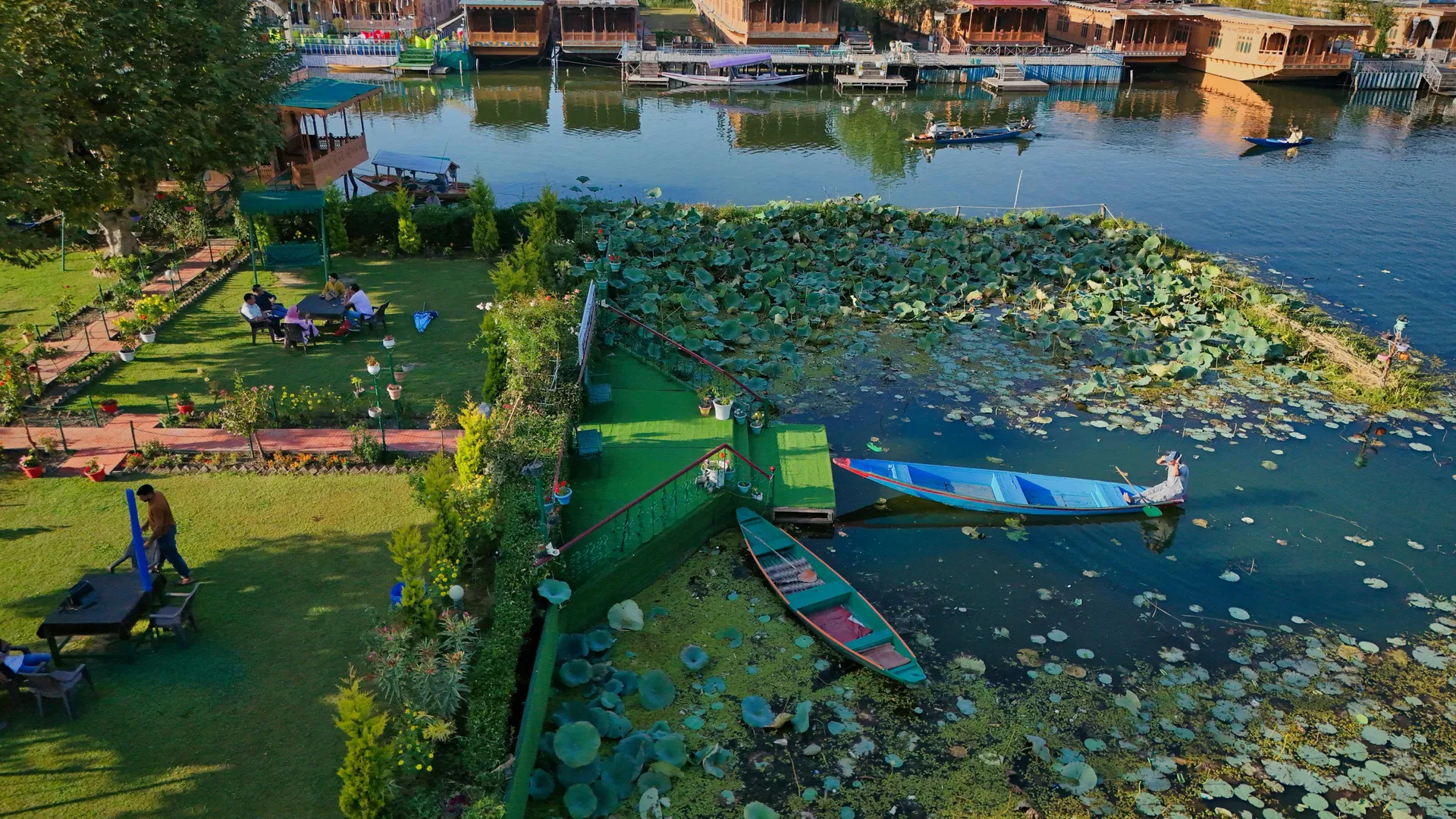 Houseboat stay guide