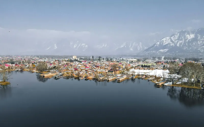 Kashmir trip cost and budget breakdown 2026