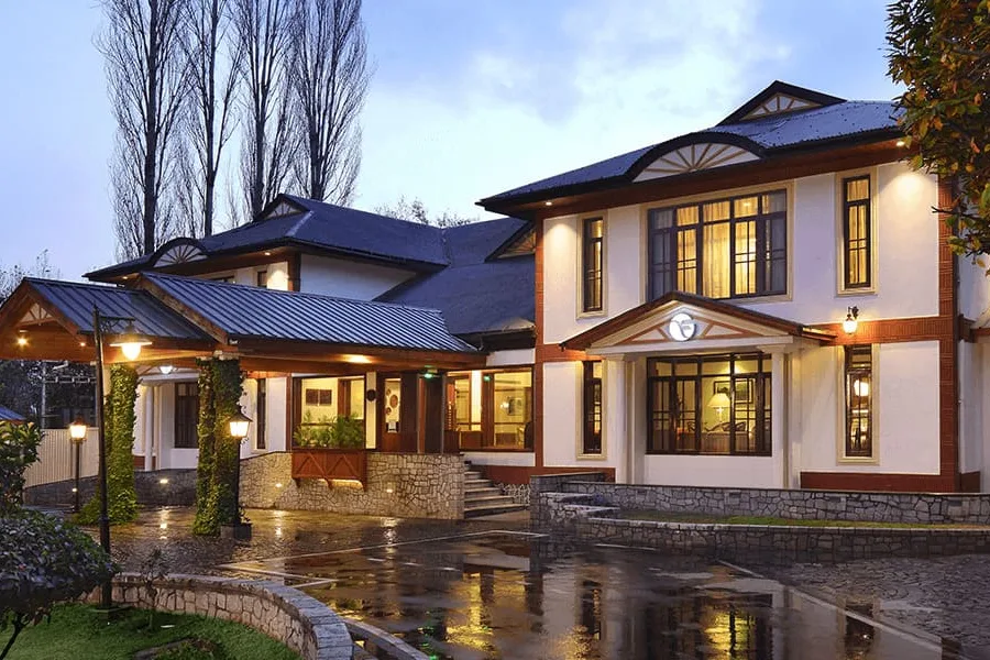 Fortune Resort, Heevan Srinagar booking assistance in Srinagar