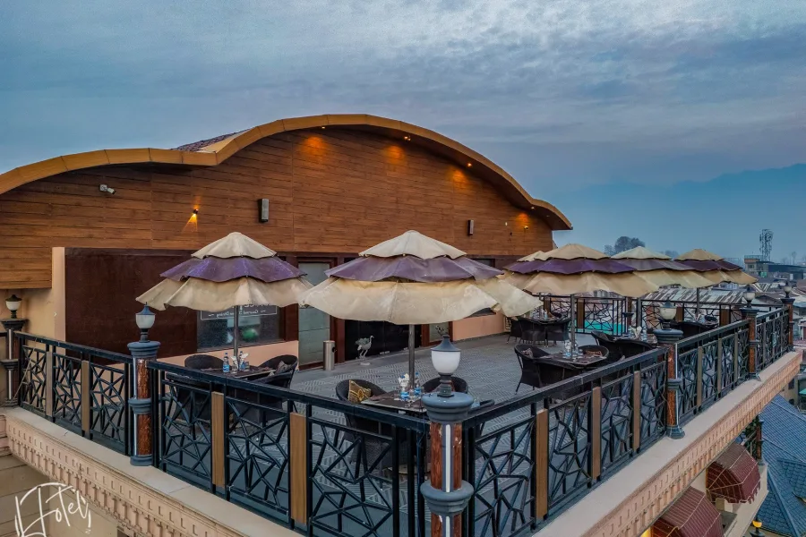 Hotel Downtown, Srinagar booking assistance