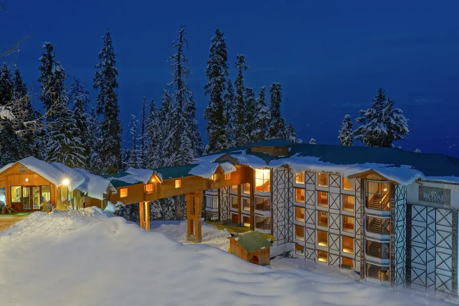 Hotel Royal Castle, Gulmarg booking assistance