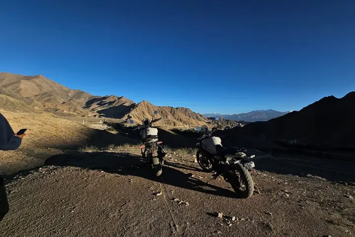 Srinagar to Leh bike trip on mountain road