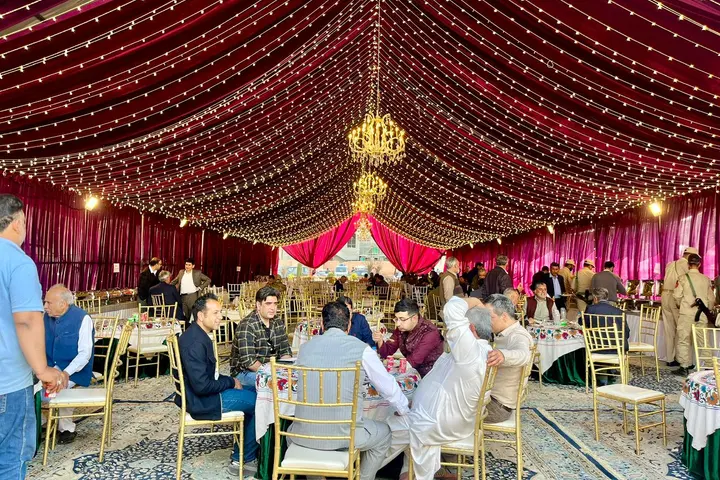 Srinagar destination wedding banquet setup