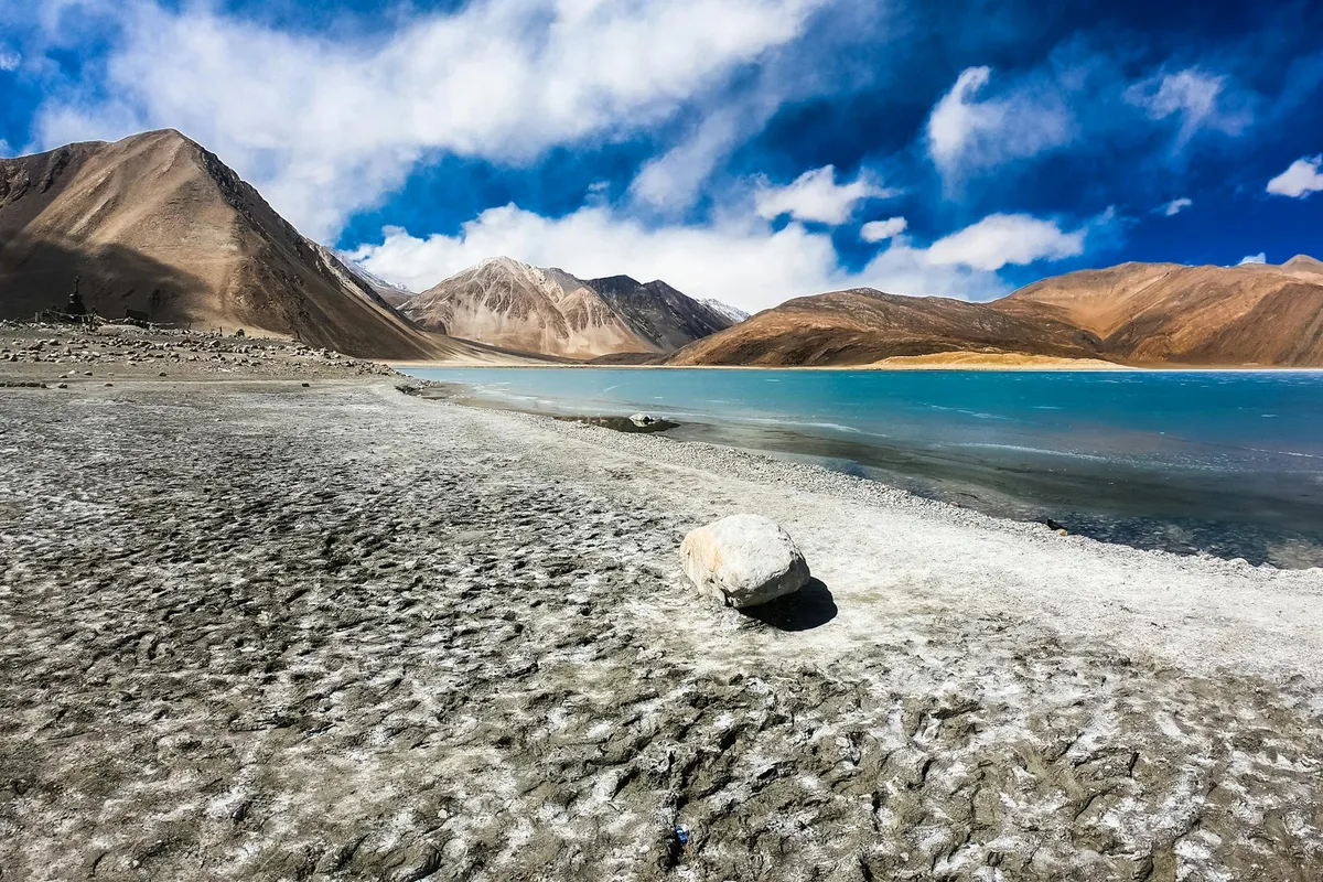 3 Idiots yellow scooter film location Pangong Lake bench