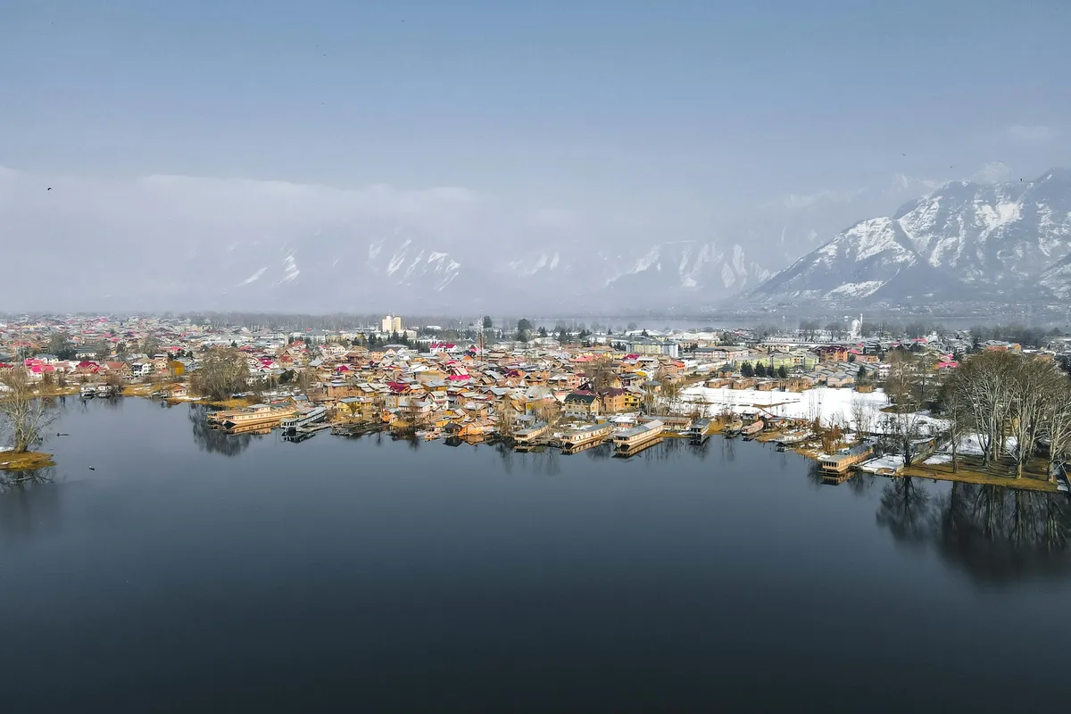 Aerial view of Srinagar used for taxi route planning